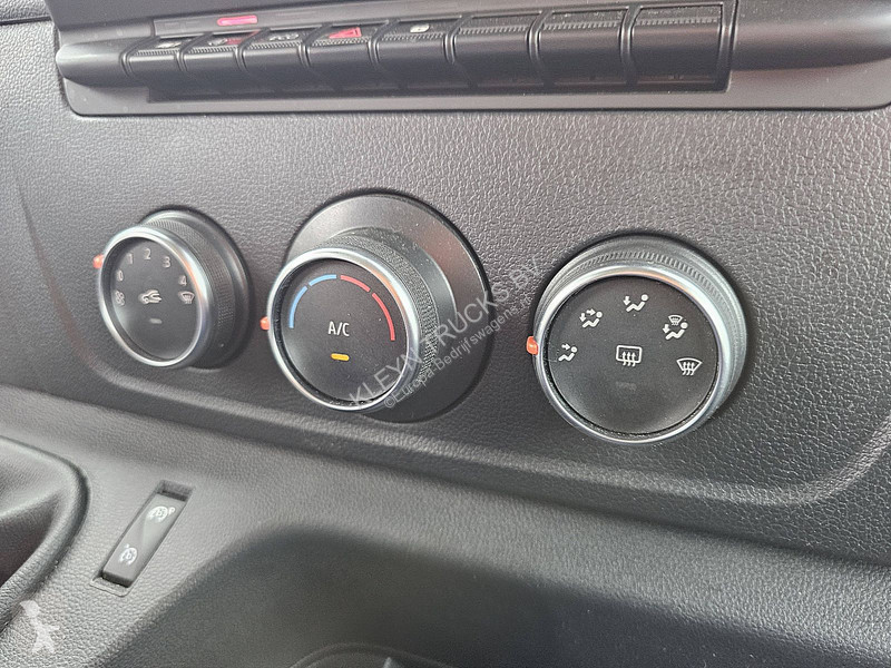 عربة نفعية Renault 2.3 DCI 150 RED L3H2