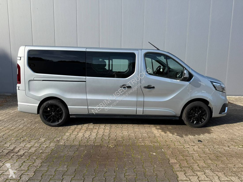 Autoutilitară Renault - Exclusive DOUBLE CABIN...