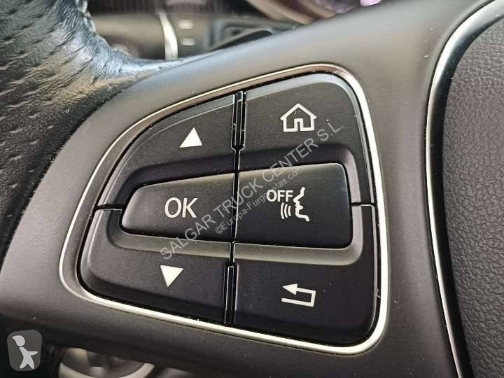Autoutilitară Mercedes