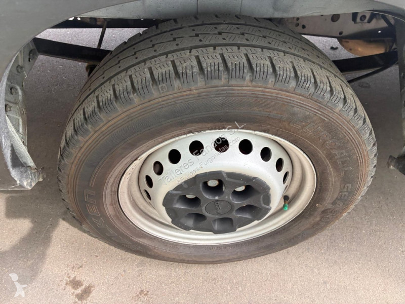 عربة نفعية Iveco  35S16V