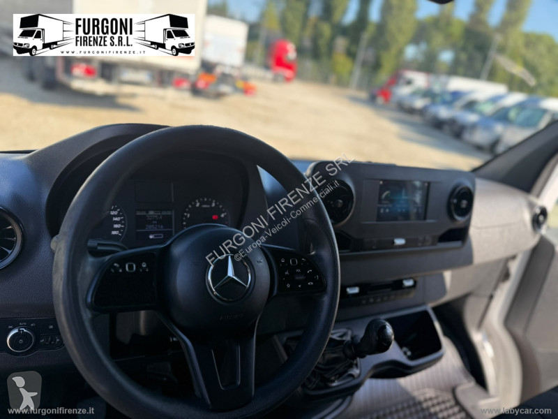 عربة نفعية Mercedes F32/30 214CDI TN Furg. Pro