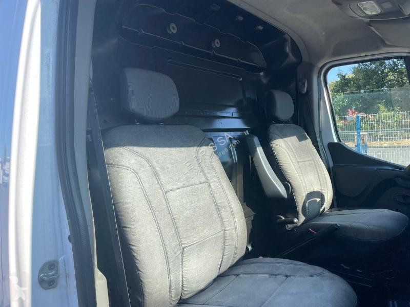 عربة نفعية Renault  MASTER