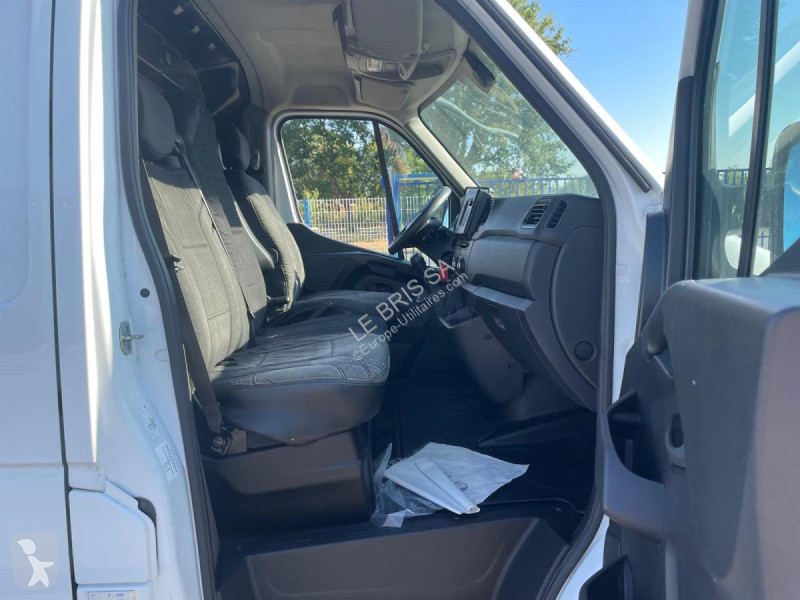 عربة نفعية Renault  MASTER 2.3 DCi 145 cv