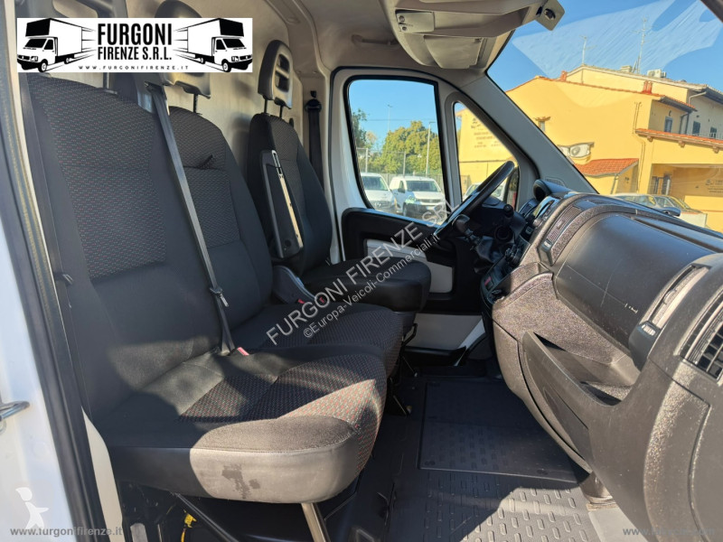 Autoutilitară Citroën 35 BlueHDi 140 S&S PLM-TA...