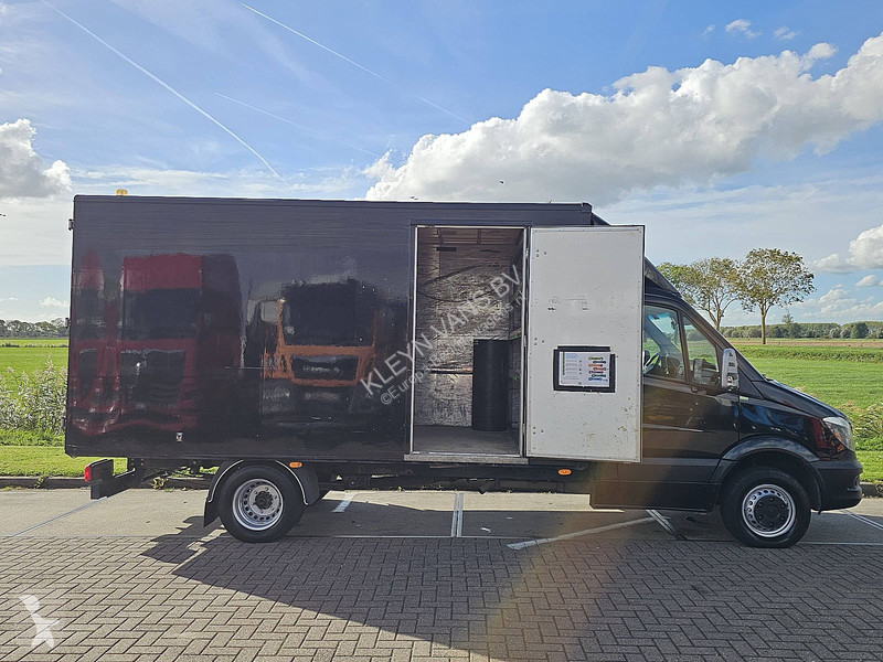 Autoutilitară Mercedes 516 Bakwagen Deuren XL...