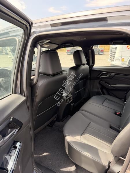 Коммерческий автомобиль Isuzu