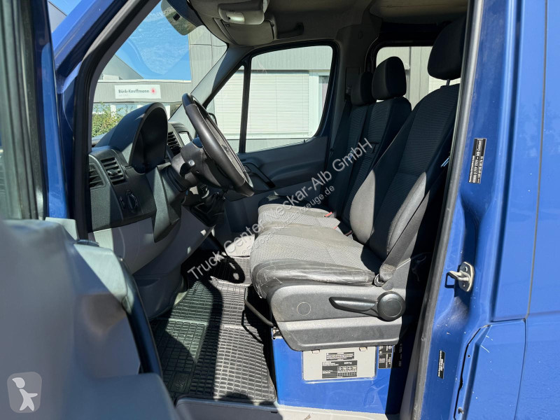 Véhicule utilitaire Mercedes 313 CDI 6 Sitze...