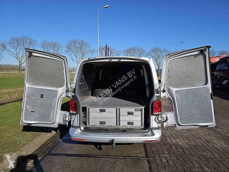 Véhicule utilitaire Volkswagen 2.0 TDI L2H1...