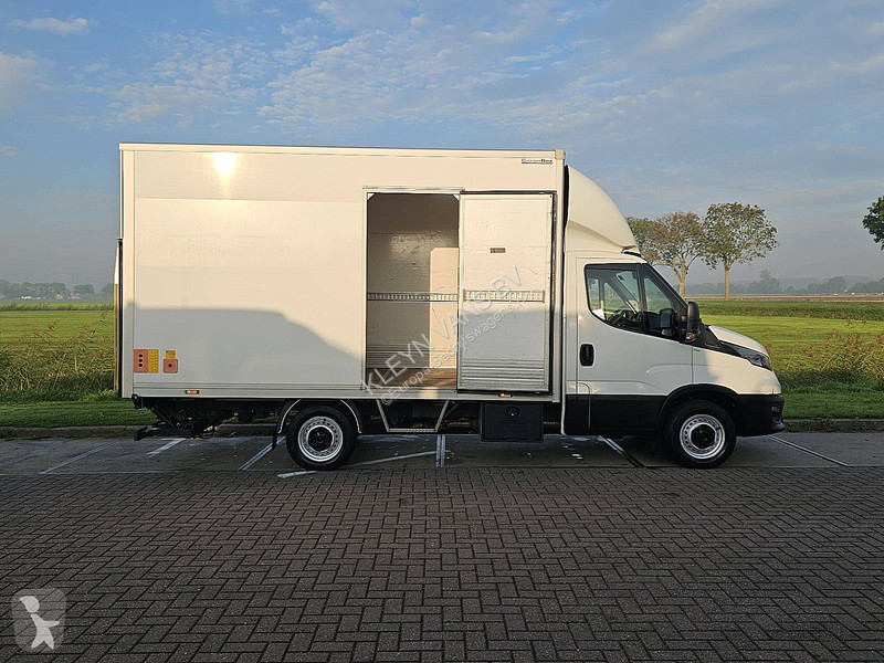 Véhicule utilitaire Iveco 35 S 14 Bakwagen |...