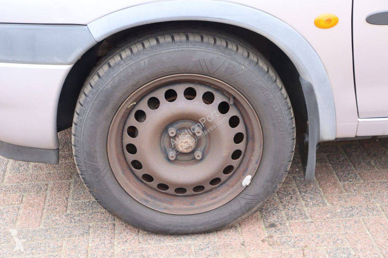Véhicule utilitaire Opel