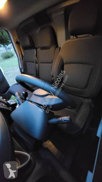 Véhicule utilitaire Renault 2.0 Blue dCi 120Ch...