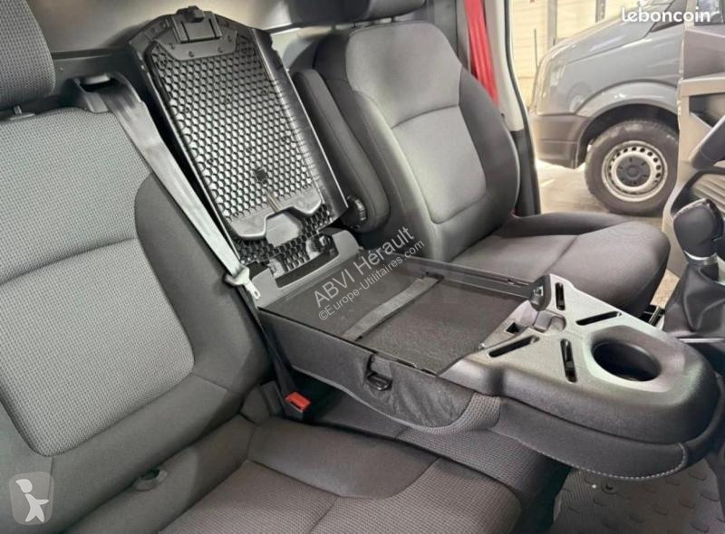 Véhicule utilitaire Renault L2H1 3T BLUE DCI...
