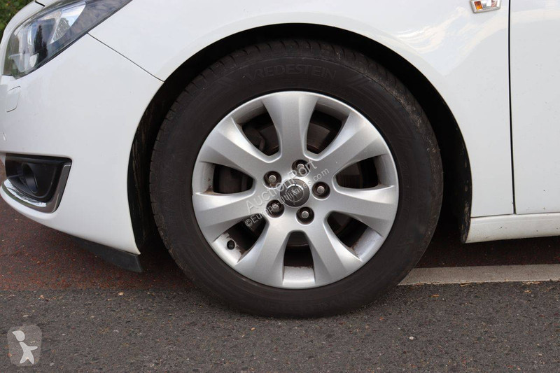 Véhicule utilitaire Opel Sports SW