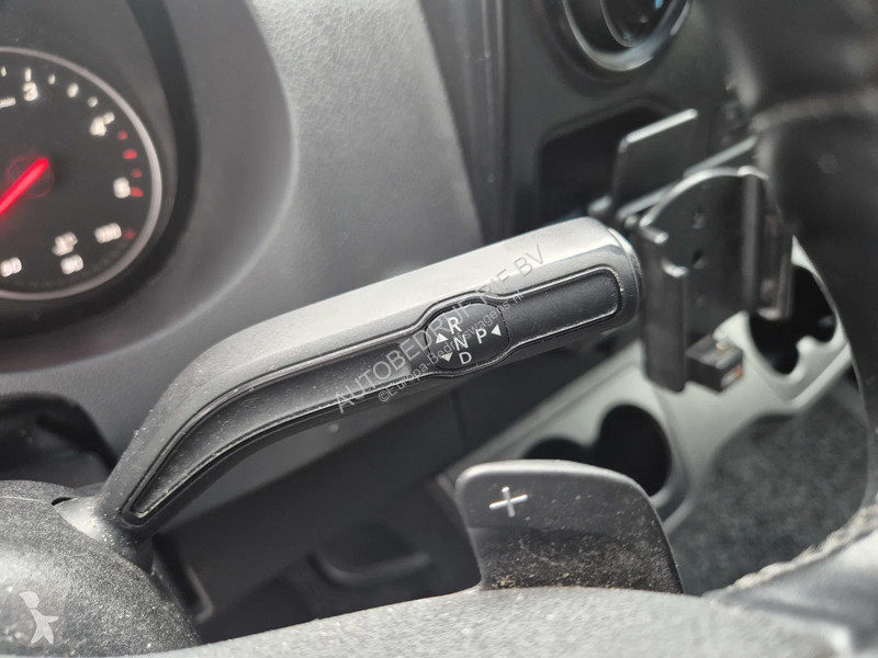 Véhicule utilitaire Mercedes 316 CDI/ L2H1/Aut/...