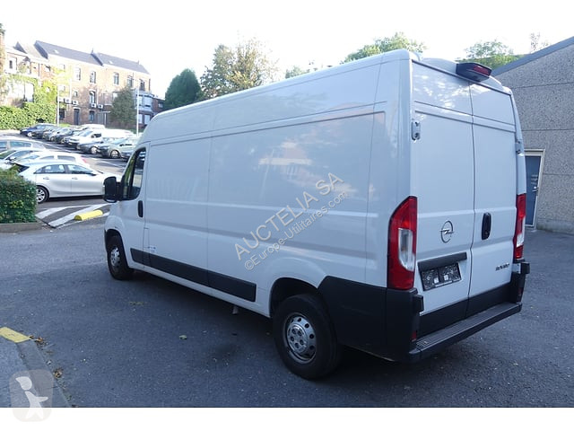 Véhicule utilitaire Opel