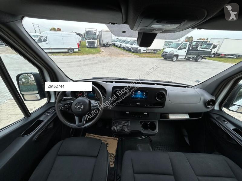 Véhicule utilitaire Mercedes 317