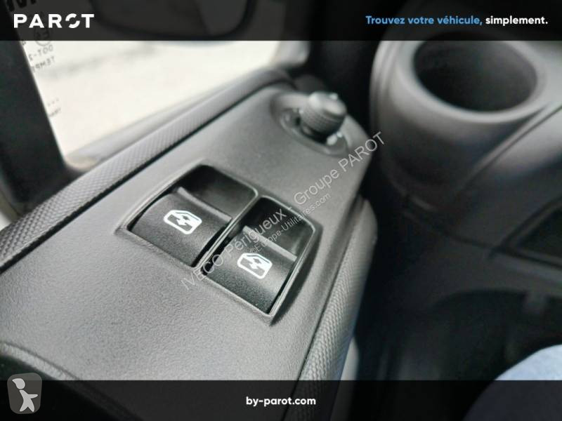 Véhicule utilitaire Iveco 35C16 D BENNE DOUBLE...