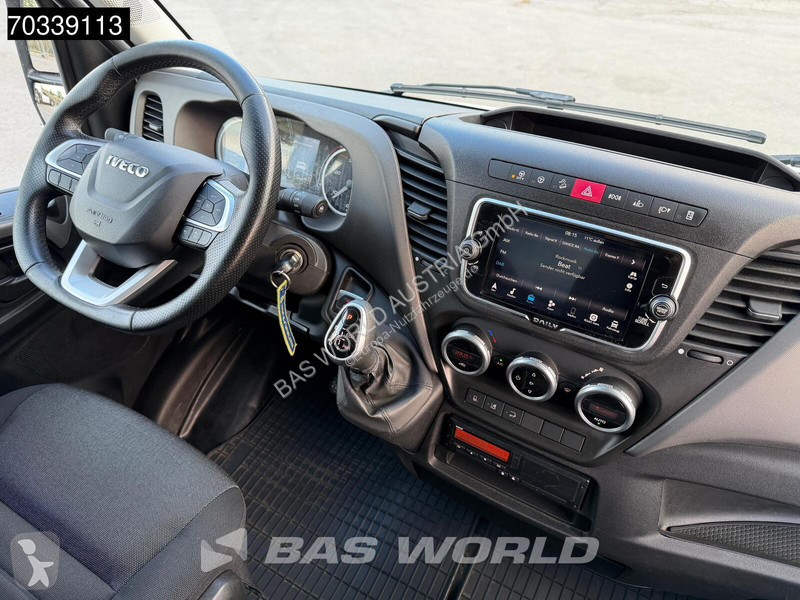 Véhicule utilitaire Iveco 50C18 3.0L Automatik...