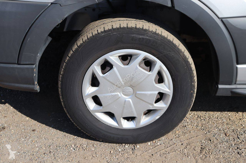 Véhicule utilitaire Ford