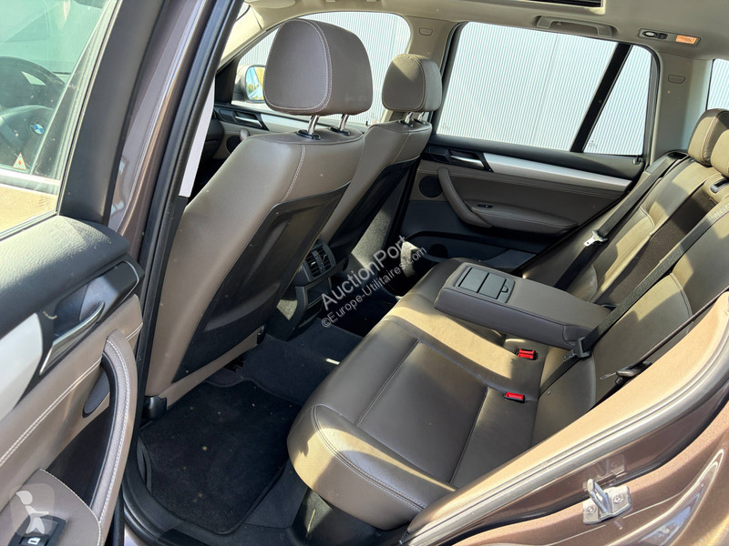 Véhicule utilitaire BMW
