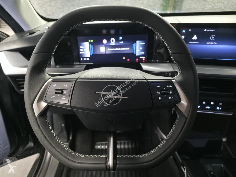 Véhicule utilitaire Opel FRONTERA -e - 113 - 44...