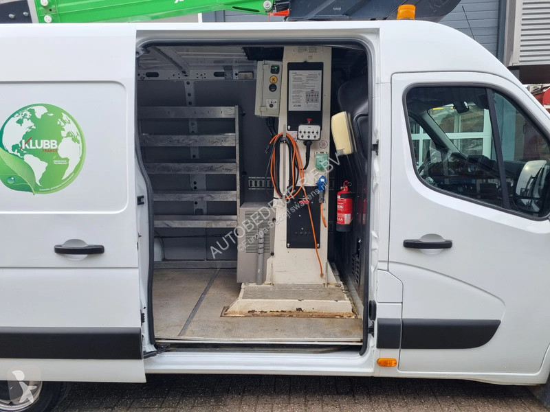 Véhicule utilitaire Renault 2.3 DCI Hoogwerker...