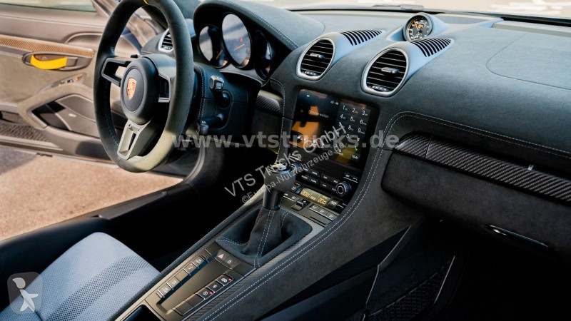 Véhicule utilitaire Porsche 718 Spyder RS I...
