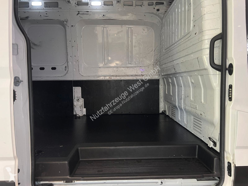 Véhicule utilitaire Maxus 9 L3H2...