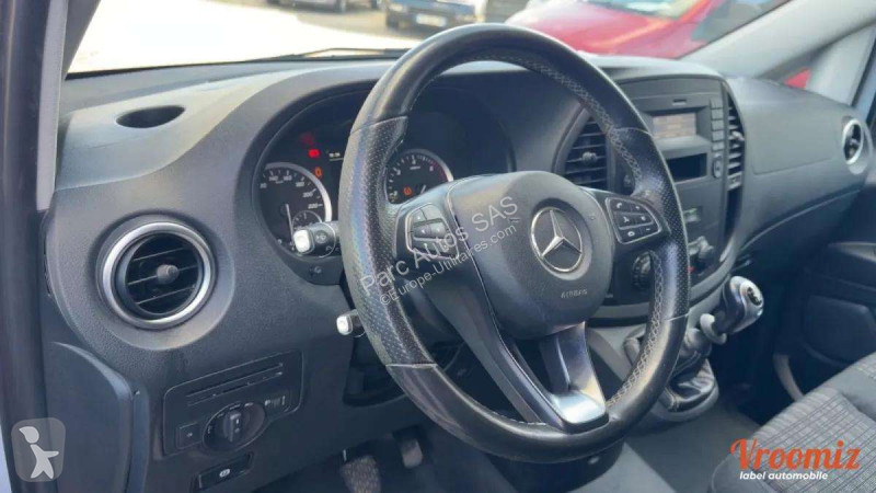 Mercedes  van