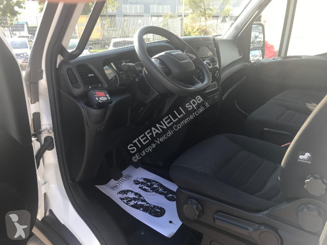 Véhicule utilitaire Iveco DAILY 35C16H3.0...