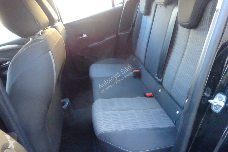 Véhicule utilitaire Opel 1,2 i 75