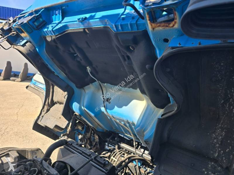 Véhicule utilitaire Mitsubishi Fuso 3C13