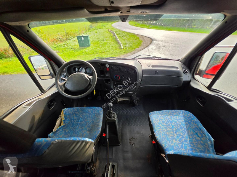 Véhicule utilitaire Iveco 145 hp with...