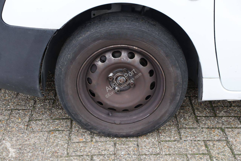 Véhicule utilitaire Peugeot
