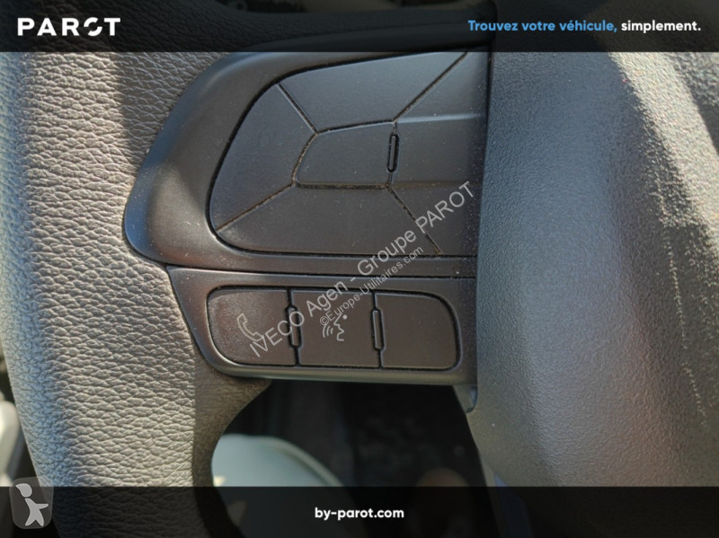 Véhicule utilitaire Iveco 35C16H3.0 empattement...