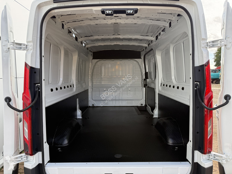 Véhicule utilitaire Maxus e 9 72kWh 204PK e 9