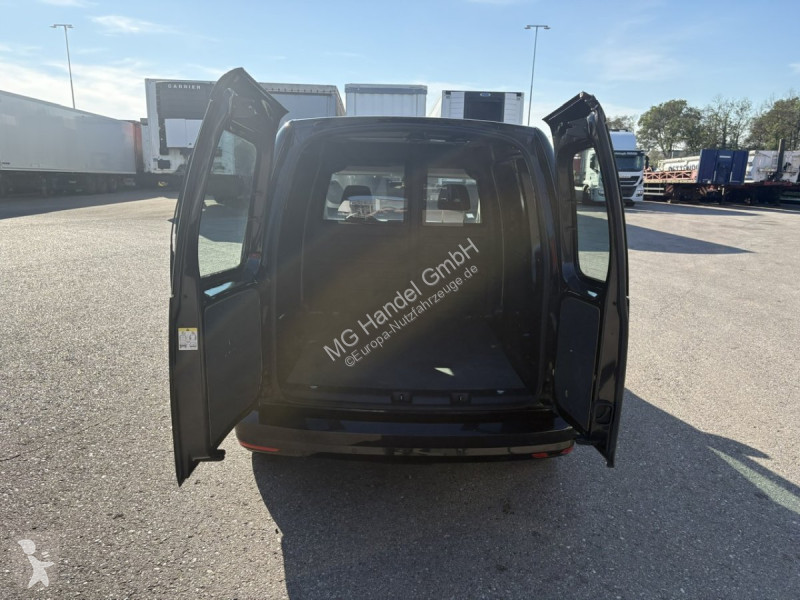 Véhicule utilitaire Volkswagen Caddy  2.0 TDI...