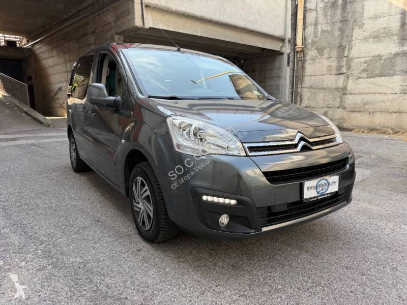 Véhicule utilitaire Citroën 1.6 HDI 100