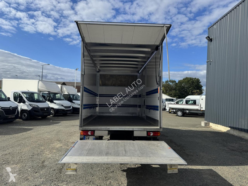 Fiat DUCATO CAISSE 20M3 + HAYON 3T5 MAXI 2.2...