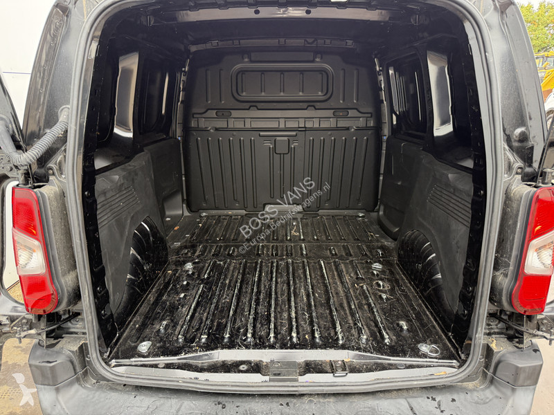 Peugeot 1.2 110PK **Benzine** L1H1 Climate...