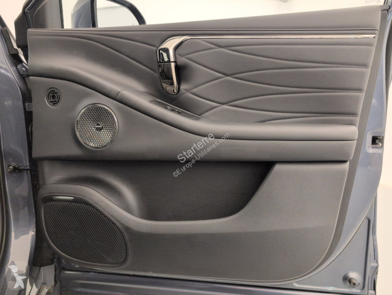 V Transporter