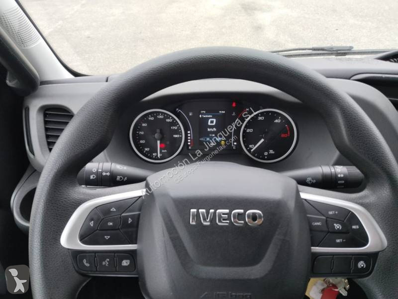 Iveco 35C16 van