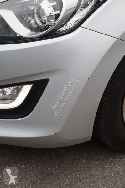 Hyundai i30 van