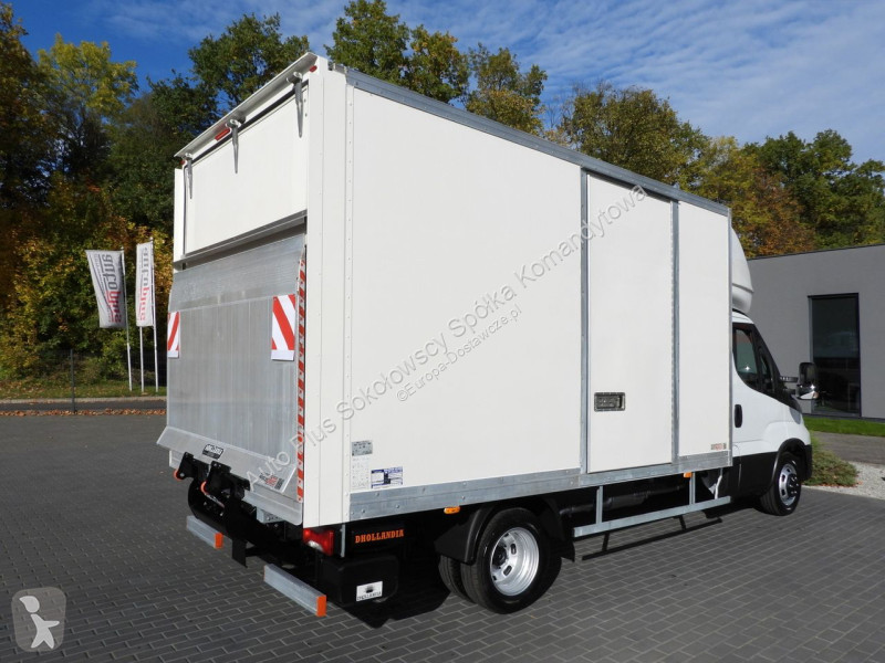 Iveco 35C16 DAILY van