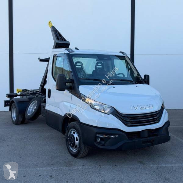 Užitkové vozidlo Iveco 35C16H