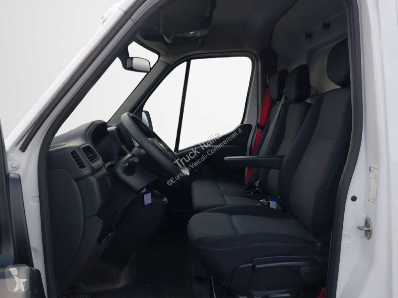 Renault III 35 FWD 2019 - master T35 2.3 energy...