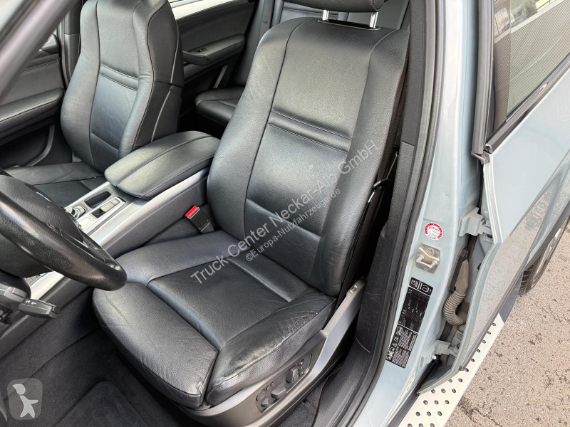 BMW X5 xDrive 30d Pano AHK Navi Leder 19+20...