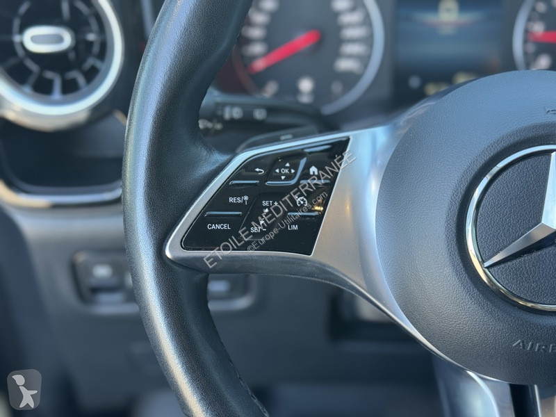 Mercedes 119 CDI Mixto Compact Select 9G-Tronic...