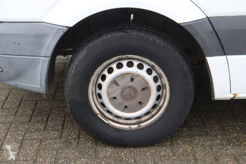 Furgoneta Mercedes
