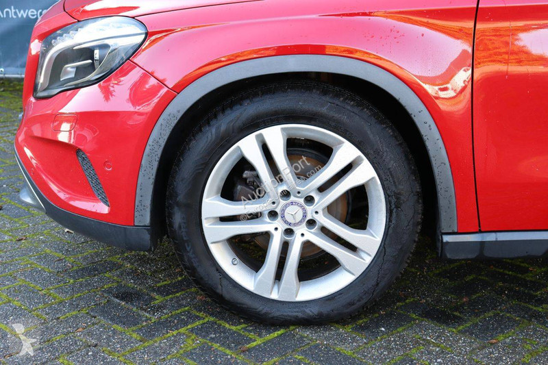 Bedrijfswagen Mercedes D GLA